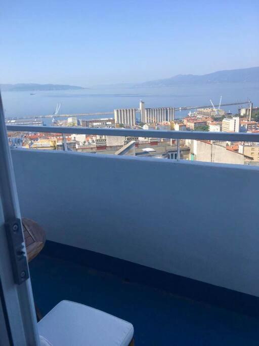 Sea City View W/ 2Bd 1Bt Free Street Parking Rijeka Exterior foto